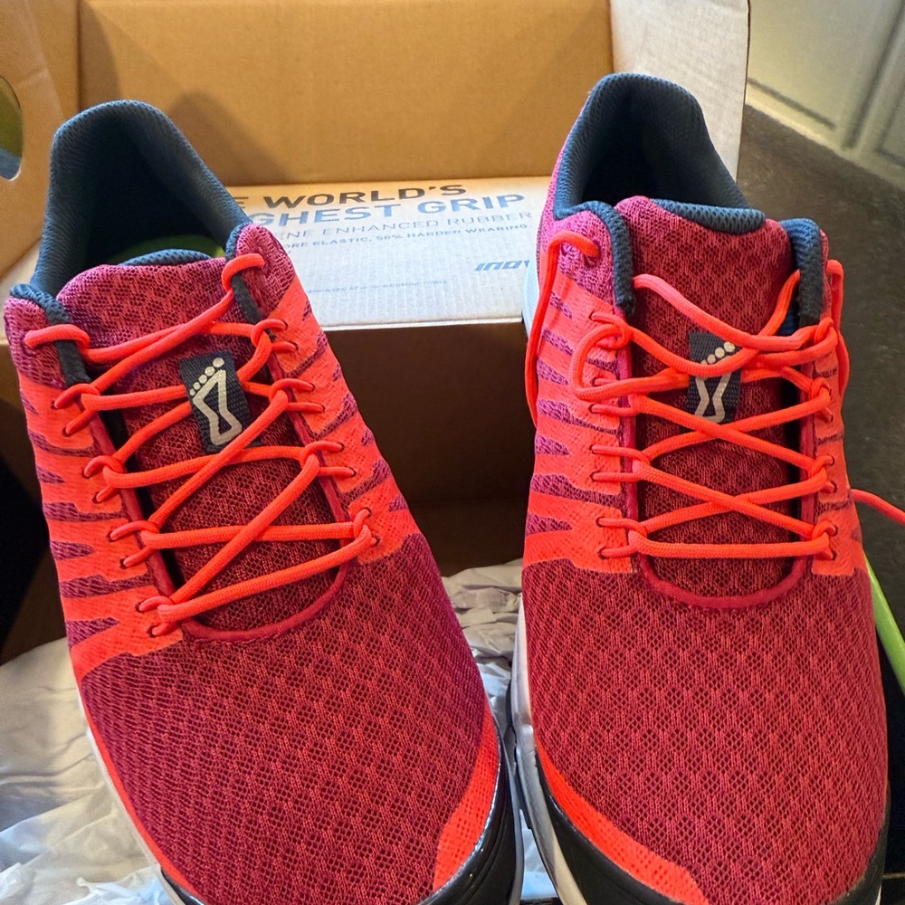 Inov-8 Roclite G290 Shoes
